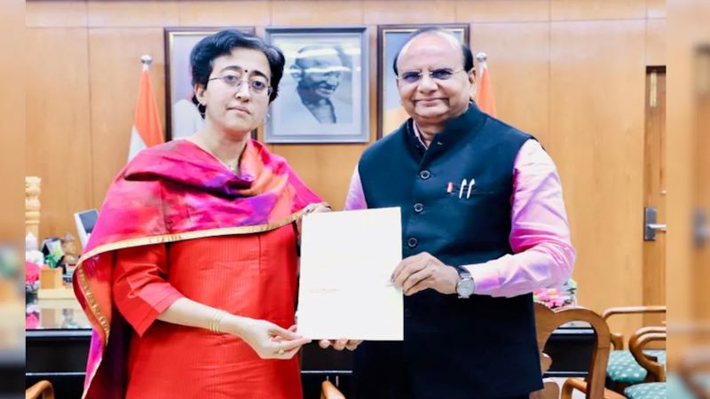 দিল্লির মুখ্যমন্ত্রীর পদ থেকে অতিশীর পদত্যাগ, মোদির শপথ যুক্তরাষ্ট্র সফর শেষে